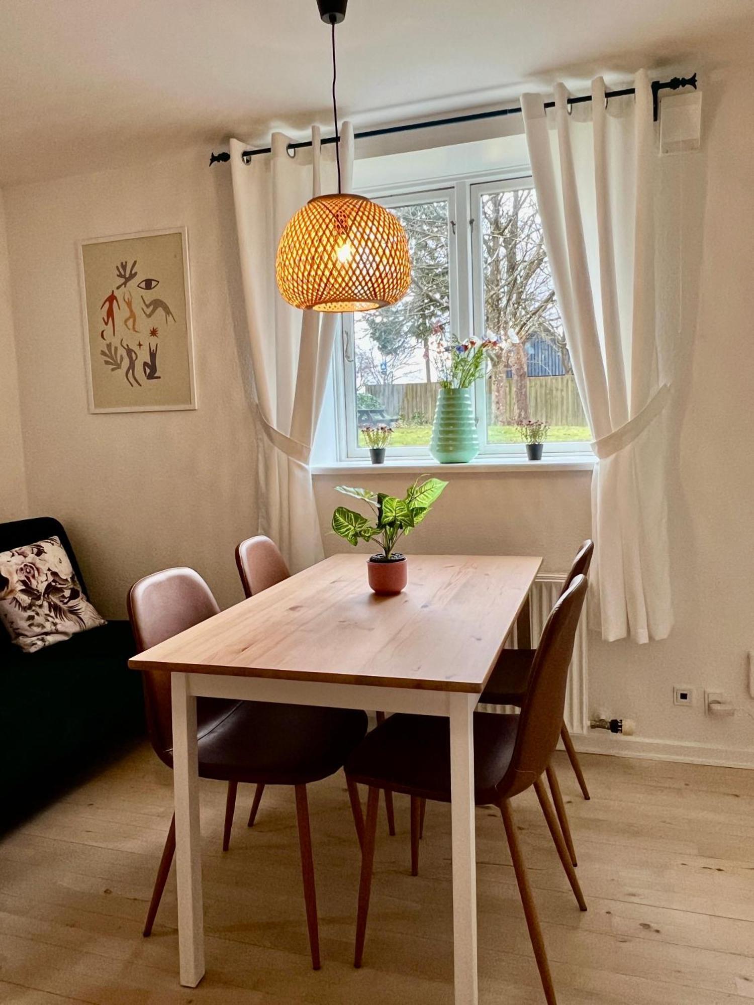 5 Minute Walk To Lego House - 50M2 Apartment With Garden / A Unit Billund Kültér fotó